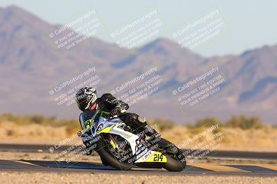 media/Jan-11-2025-CVMA (Sat) [[ddeb3f563a]]/Race 13-Amateur Supersport Open/